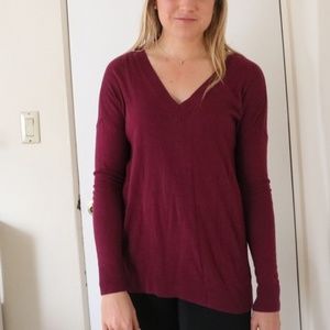 GAP Mulberry V-neck Sweater - S